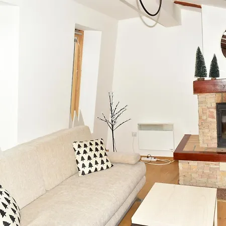 Vanja アパート *